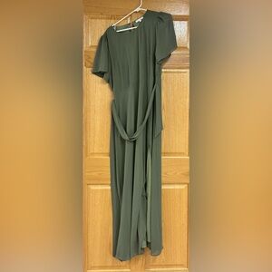 One size extra large dark sage women’s, only dress worn once
